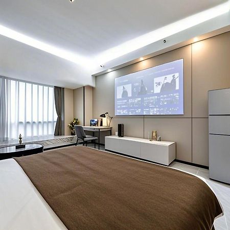 Yu Manju High-Floor Huge-Screen Audiovisual Hotel-Guangzhou Tower Zhujiang New Town Sports West Road Branch Экстерьер фото