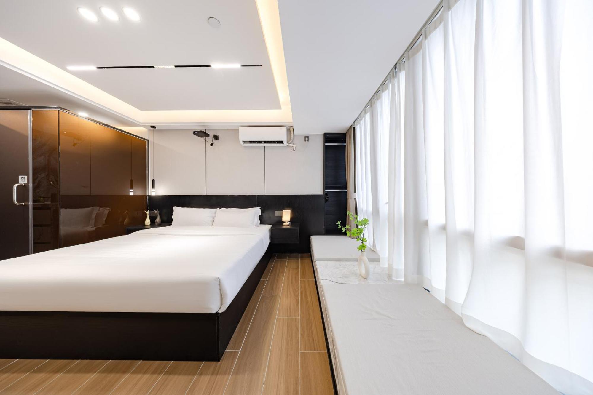 Yu Manju High-Floor Huge-Screen Audiovisual Hotel-Guangzhou Tower Zhujiang New Town Sports West Road Branch Экстерьер фото