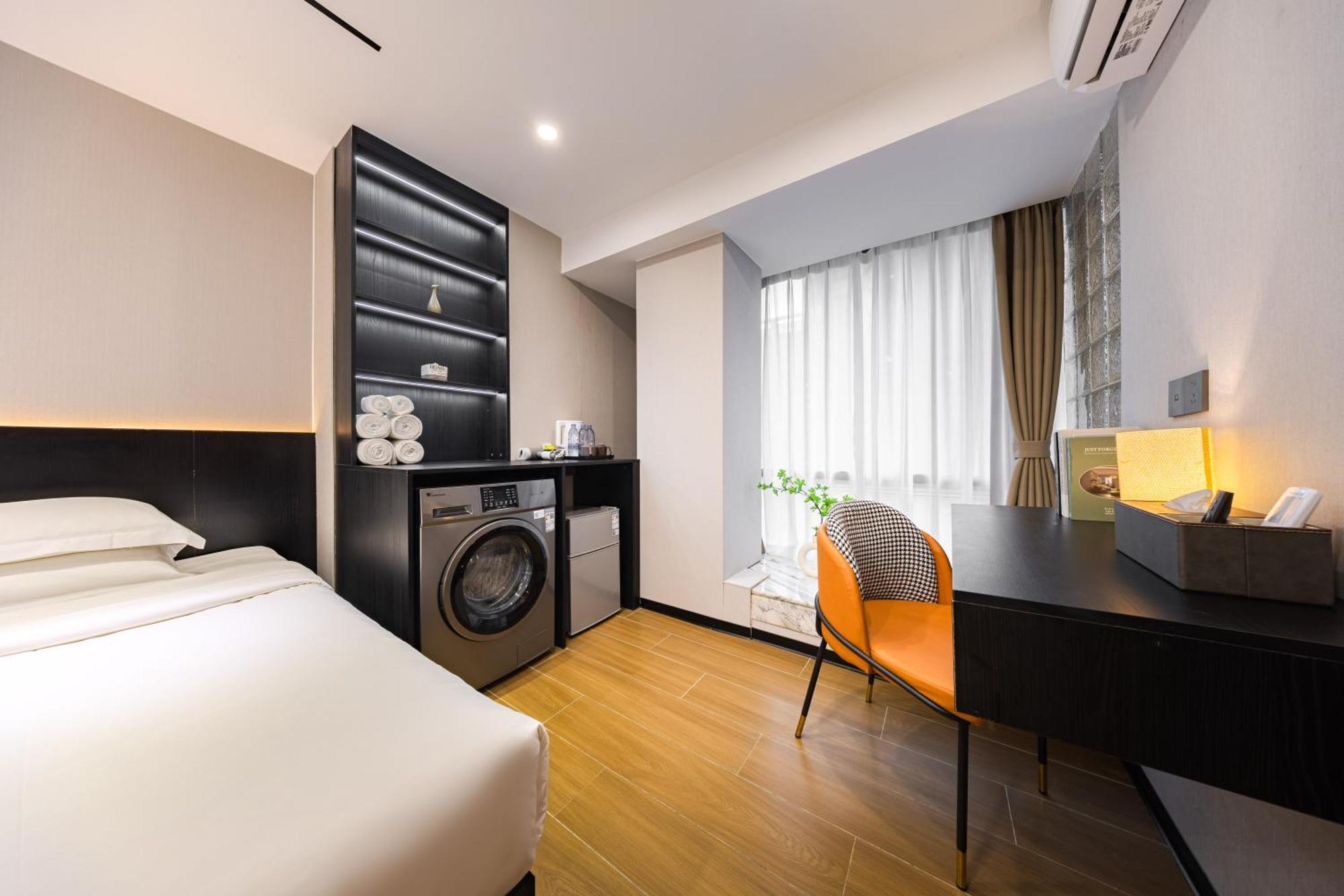 Yu Manju High-Floor Huge-Screen Audiovisual Hotel-Guangzhou Tower Zhujiang New Town Sports West Road Branch Экстерьер фото