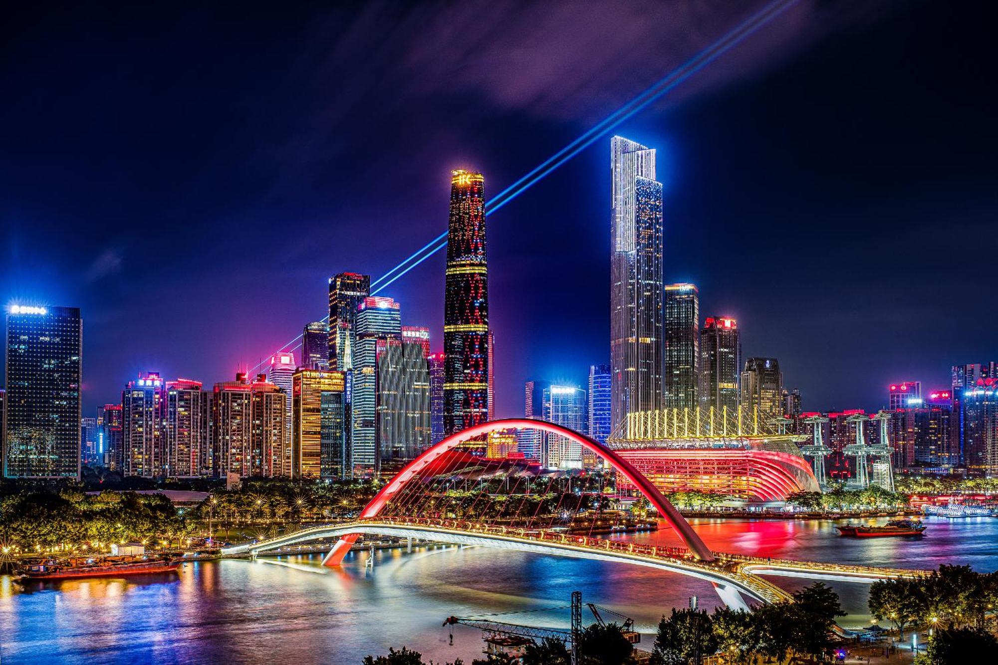 Yu Manju High-Floor Huge-Screen Audiovisual Hotel-Guangzhou Tower Zhujiang New Town Sports West Road Branch Экстерьер фото