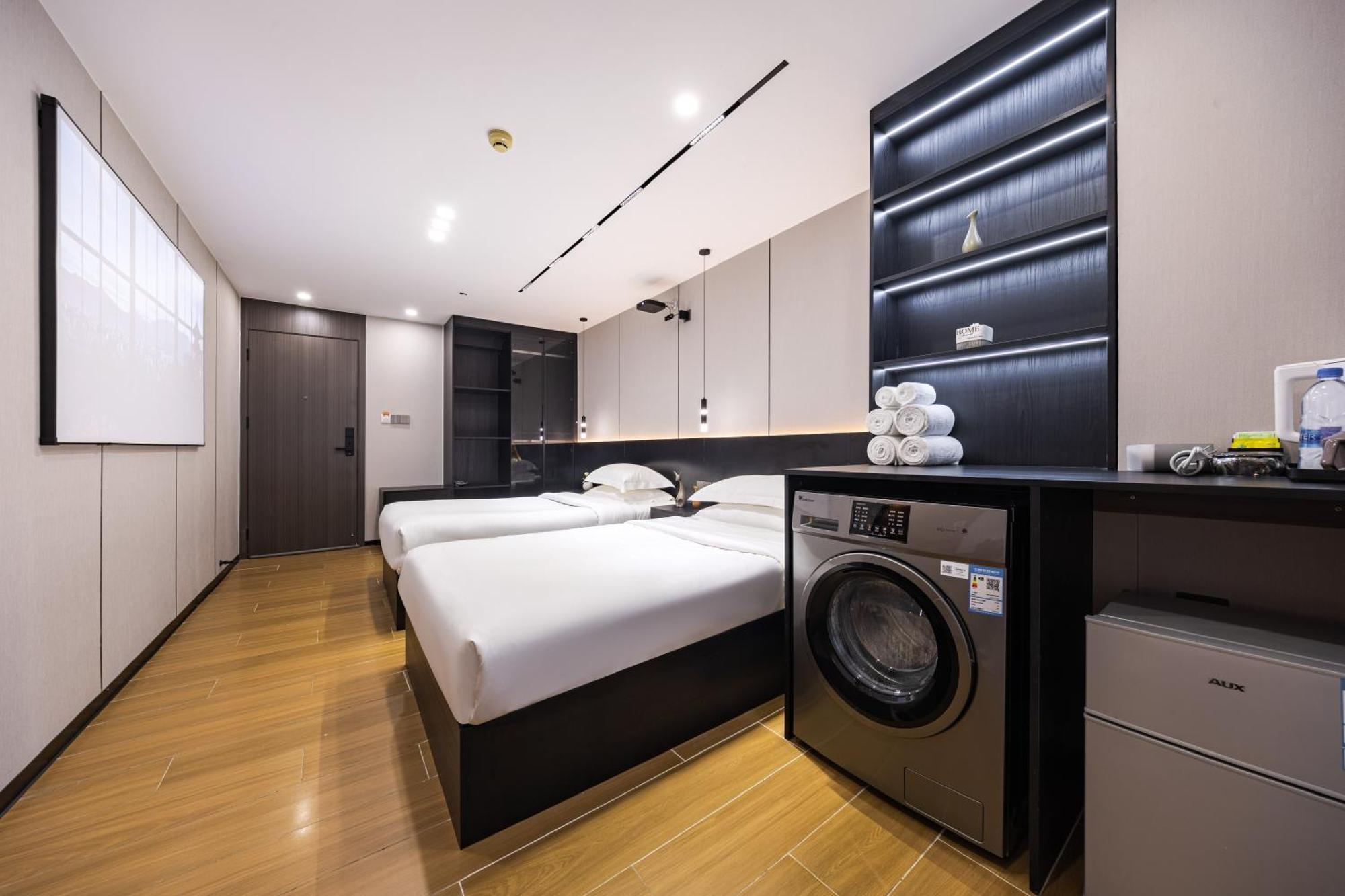 Yu Manju High-Floor Huge-Screen Audiovisual Hotel-Guangzhou Tower Zhujiang New Town Sports West Road Branch Экстерьер фото