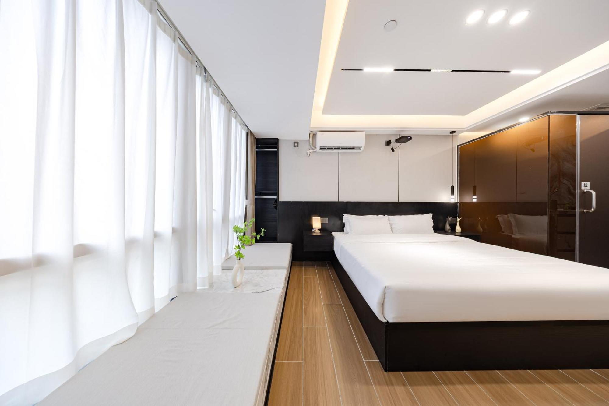 Yu Manju High-Floor Huge-Screen Audiovisual Hotel-Guangzhou Tower Zhujiang New Town Sports West Road Branch Экстерьер фото